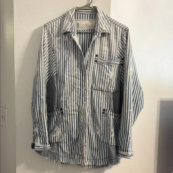 FREE PEOPLE DISTRESSED RAILROAD STIPE BUTTON DOWN - Picture 1 of 6